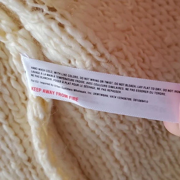 NWT Anthropologie Akemi & Kin loopy knit cardigan one size - Picture 6 of 11